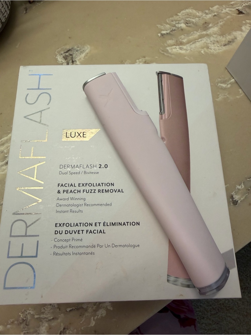 Dermaflash Luxe 2.0 Facial Exfoliation Device - Pink